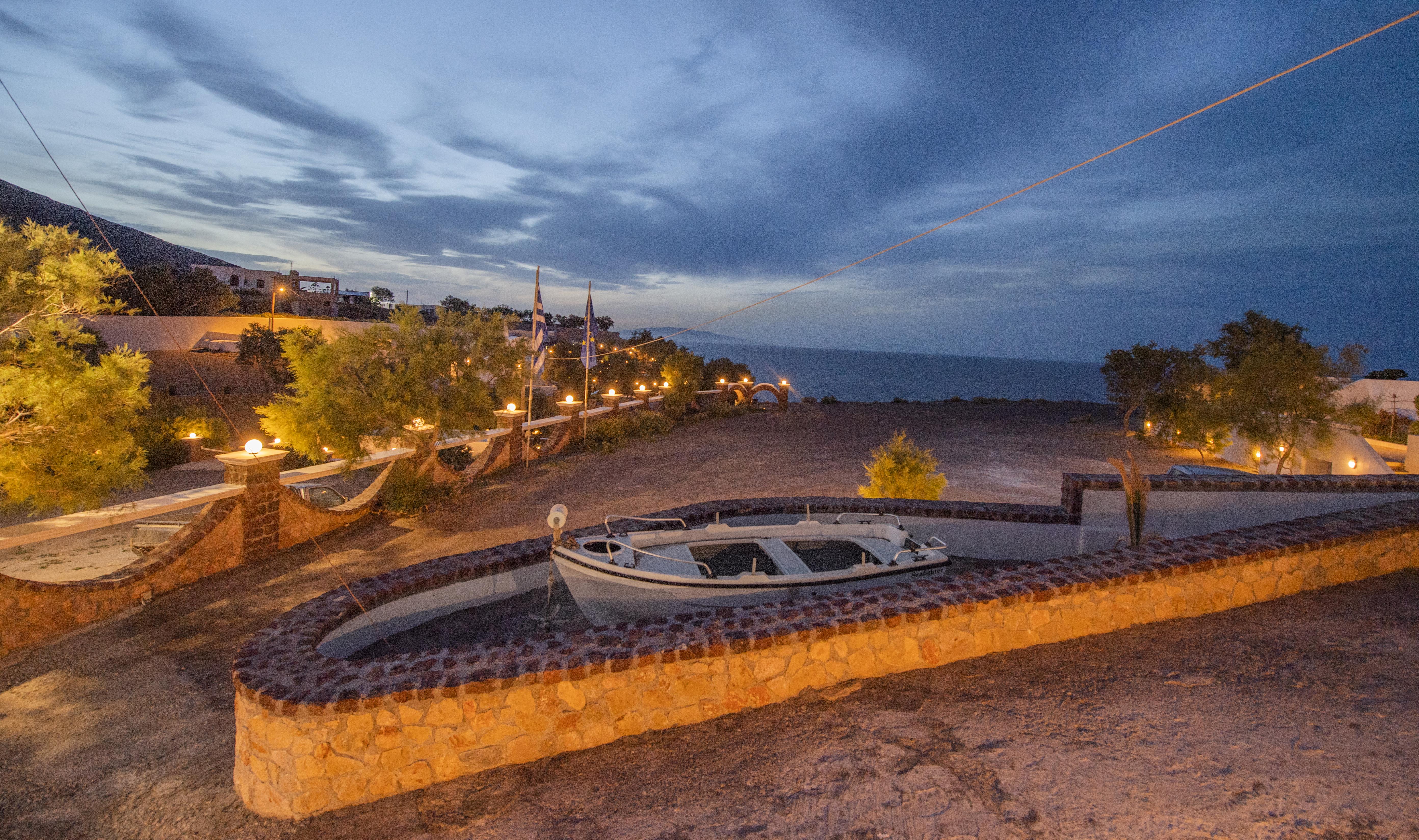 Starlight Luxury Seaside Villa & Suites Imerovigli  Exterior foto